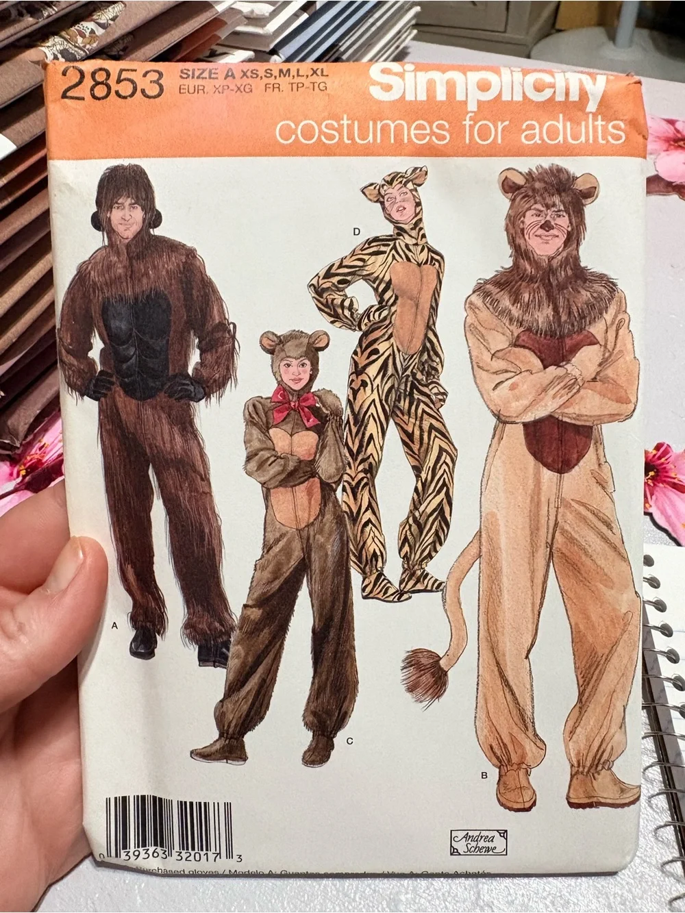 BN UNCUT SIMPLICITY 2583 A ADULT HALLOWEEN COSTUMES SEWING PATTERNS